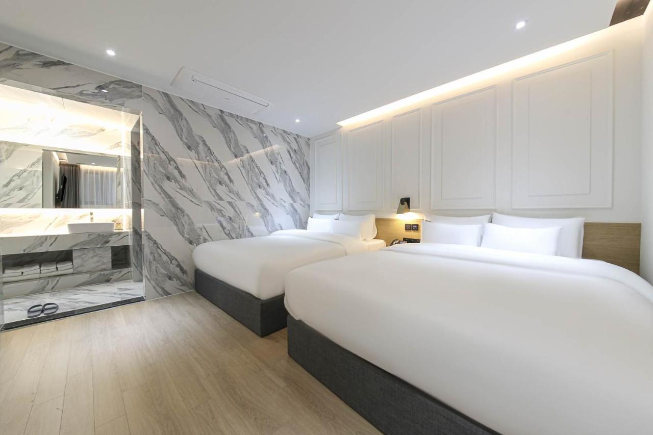 Brown Dot Hotel Pyeonghwa Plaza Mokpo Exterior foto